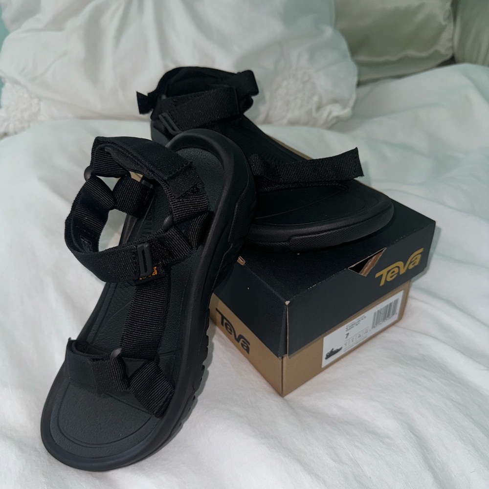 Brand New Tevas